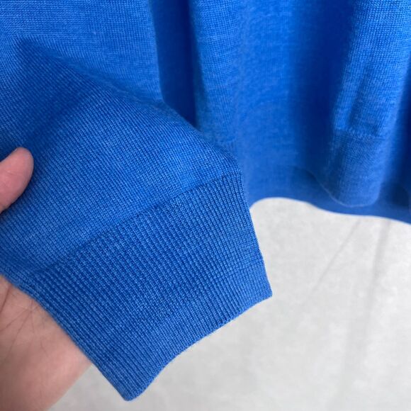 Jos. A. Bank Travelers Blue 100% Merino Wool V Neck Blue Sweater Size XL - Picture 4 of 7